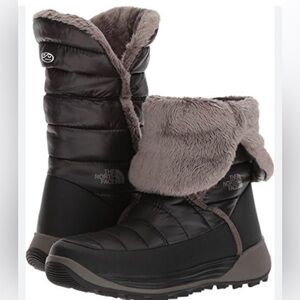 THE NORTH FACE youth size 2 AMORE ll winter puffer boots